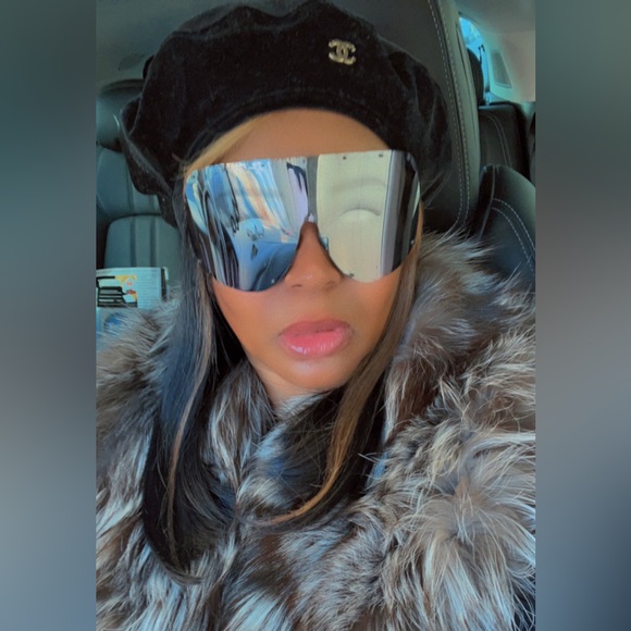 Meet your Posher, Bianca - Picture 4 of 4